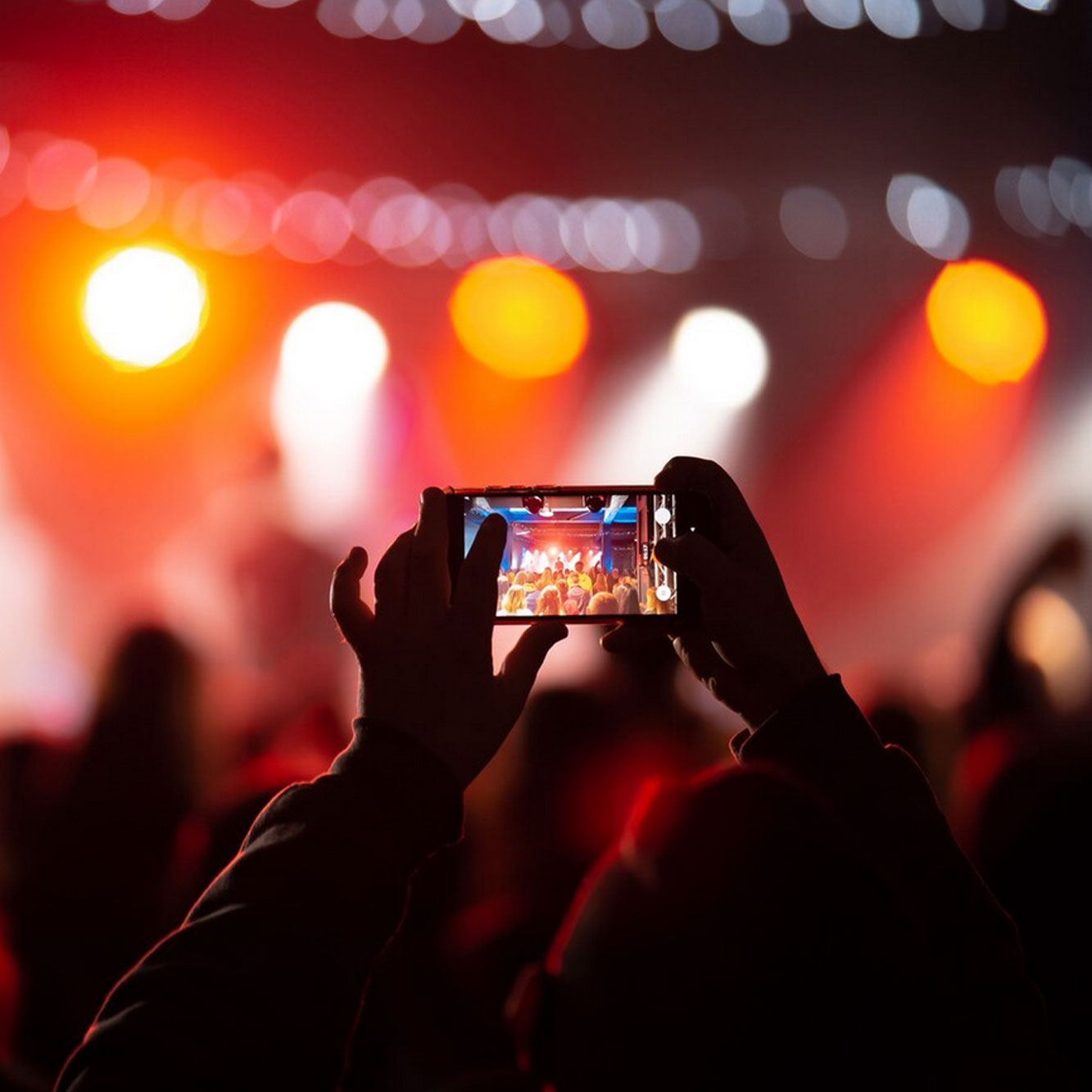 Minibus event transport for Newbridge, Newport, Caerphilly, Cardiff & South Wales